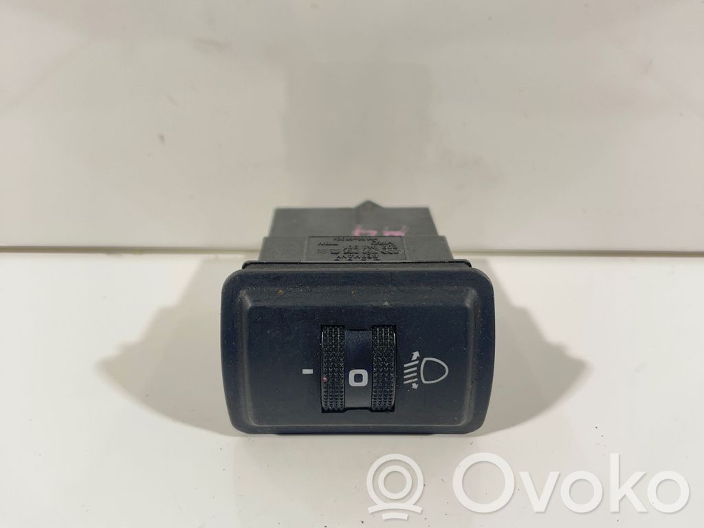 Audi A4 S4 B5 8D Headlight level height control switch 