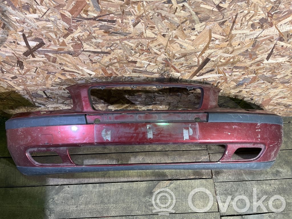 Volvo V70 Front bumper 
