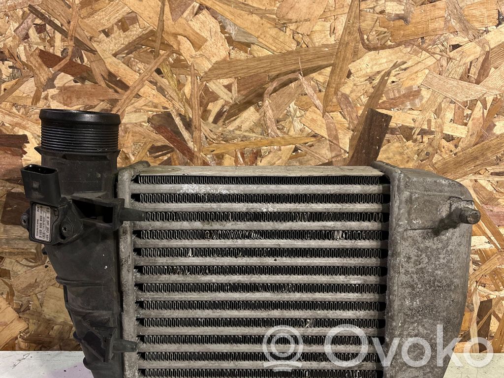 Audi A6 S6 C6 4F Oro nukreipėjas/ kanalas interkūlerio radiatoriaus 