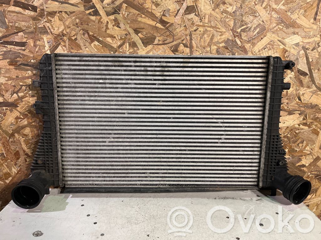 Skoda Octavia Mk2 (1Z) Prowadnica powietrza intercoolera 