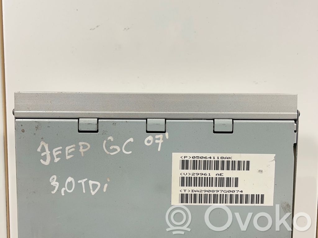 Jeep Grand Cherokee (WK) Sound amplifier 