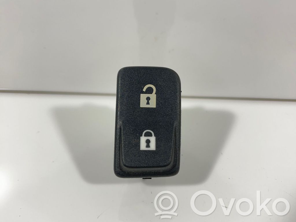 Volvo V50 Central locking switch button 