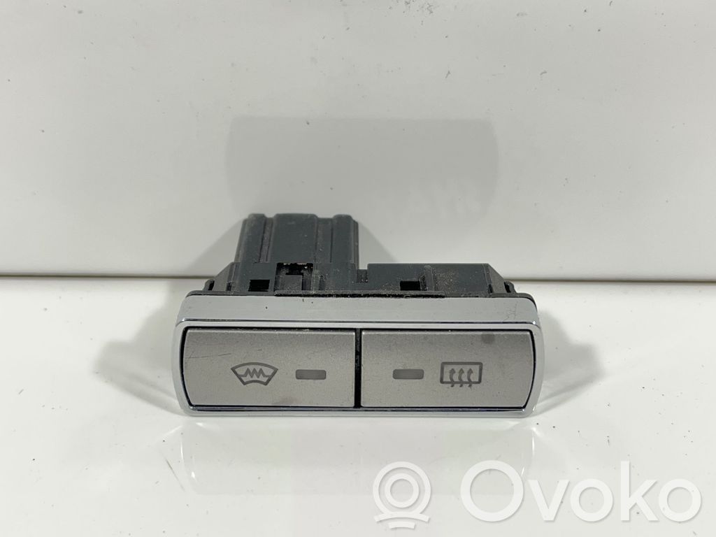Ford S-MAX Windscreen/window heater switch 