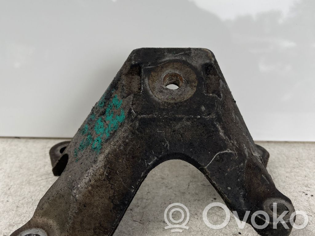 Audi A6 S6 C6 4F Engine mounting bracket 