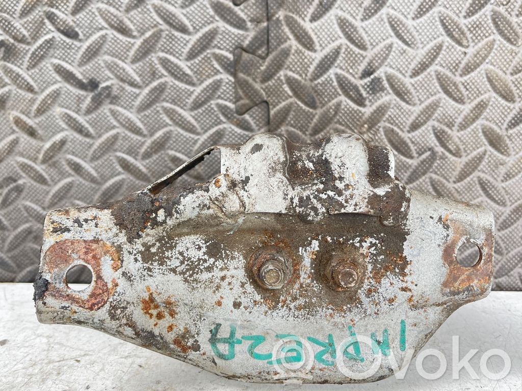 Subaru Impreza I Engine mount bracket 