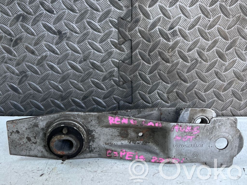 Renault Espace -  Grand espace IV Engine mounting bracket 