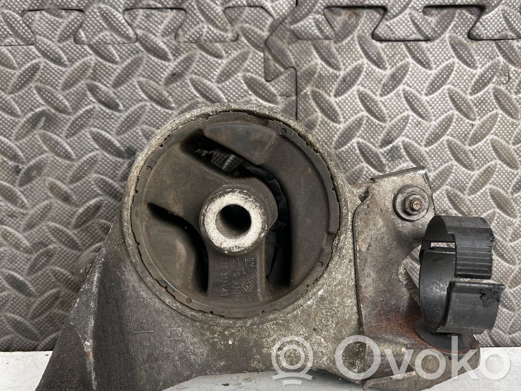 Opel Insignia A Gearbox mount 