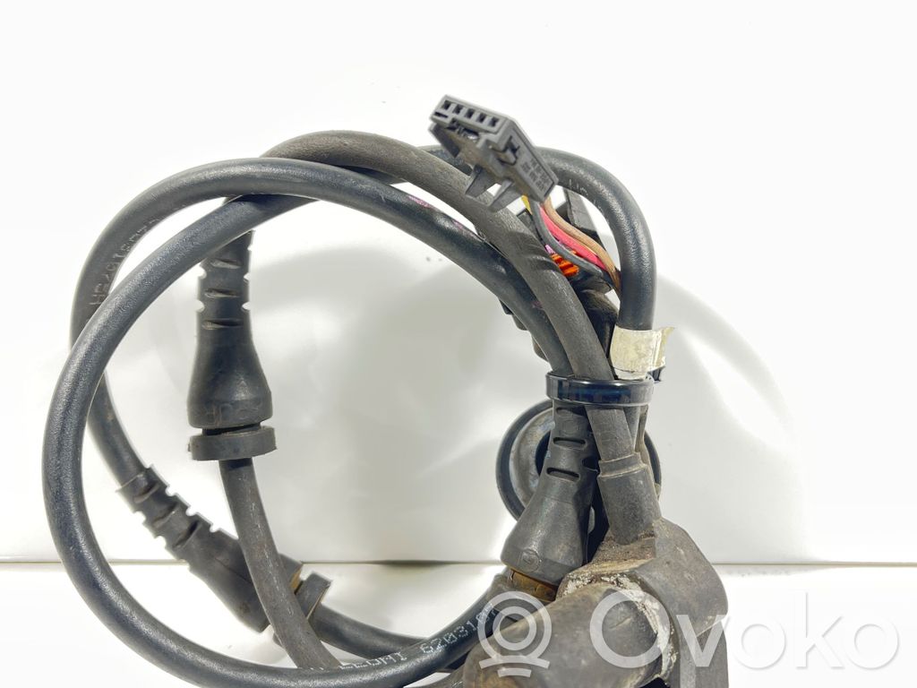 Audi A4 S4 B6 8E 8H Czujnik prędkości obrotowej koła ABS 