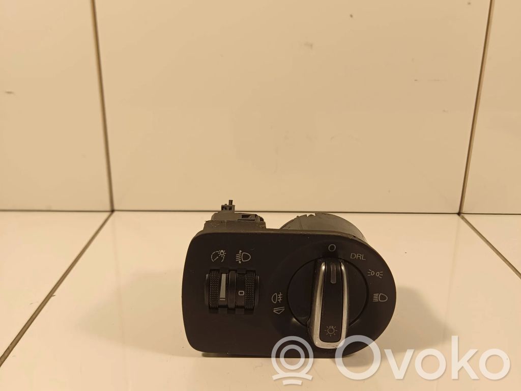 Audi A3 S3 8P Light switch 