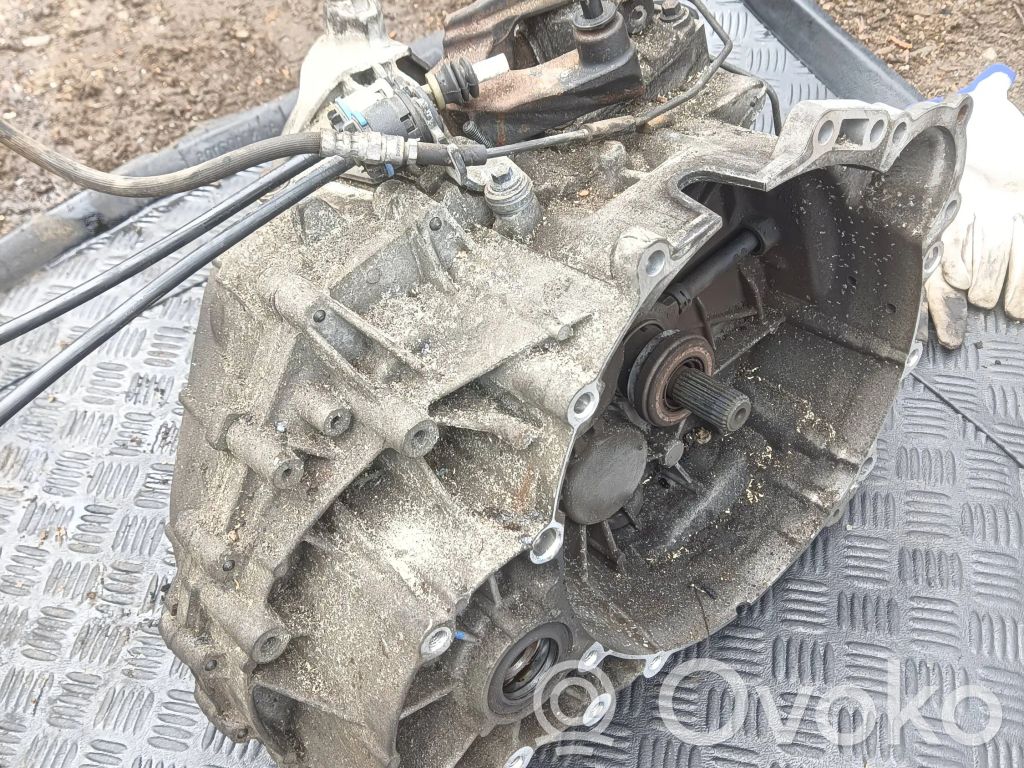 Volvo C30 Manualna 6-biegowa skrzynia biegów 