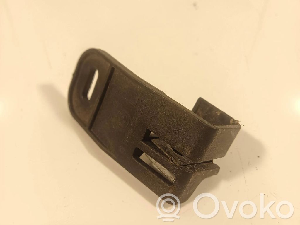 BMW 1 E81 E87 Headlight/headlamp mounting bracket 