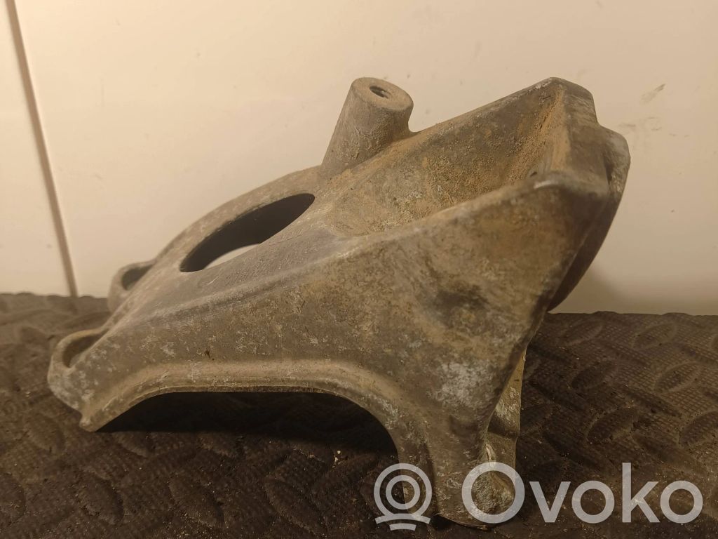 Audi A8 S8 D3 4E Gearbox mounting bracket 