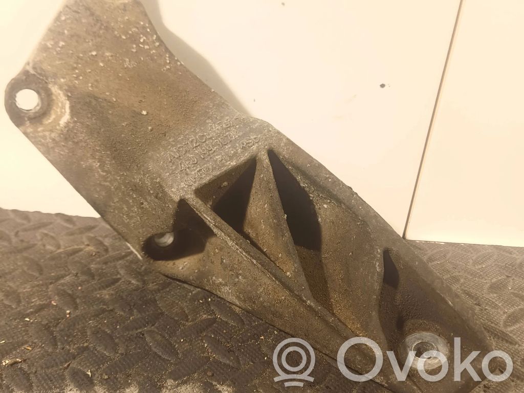 Audi A6 S6 C6 4F Supporto di montaggio del motore (usato) 