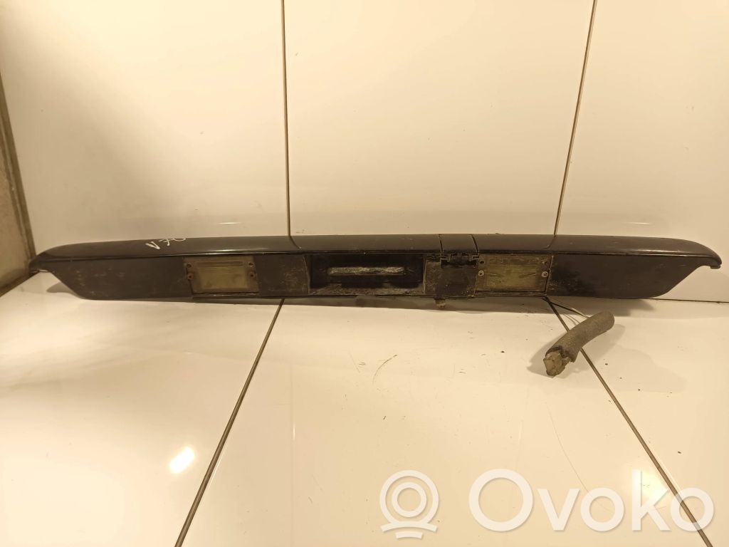 Volvo V70 Trunk door license plate light bar 