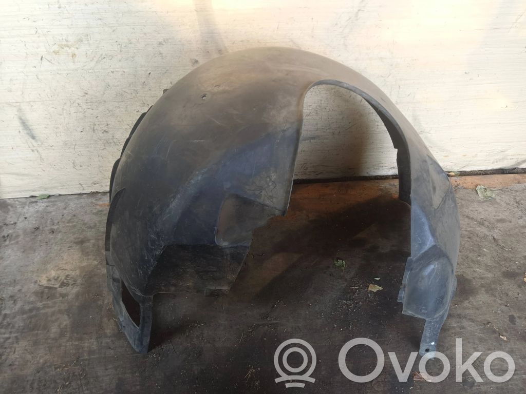 BMW 7 E65 E66 Pare-boue passage de roue avant 