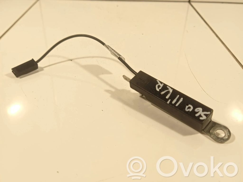 Antenos stiprintuvas   31260879,28131348,100617