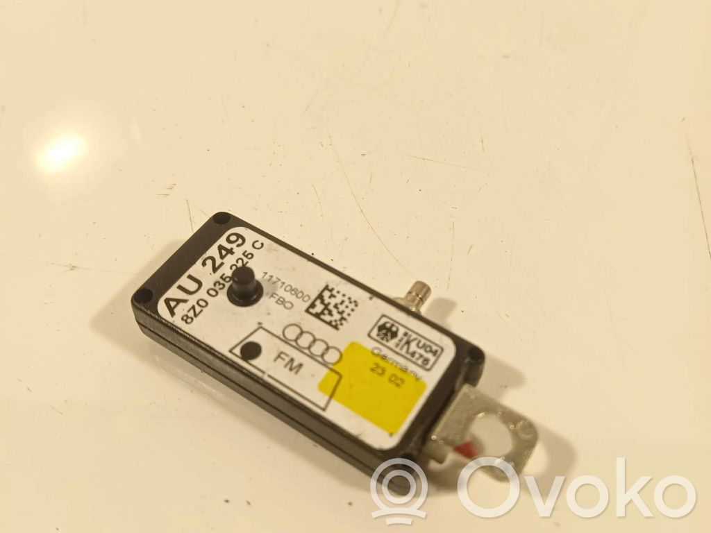 Audi A2 Antenos stiprintuvas 