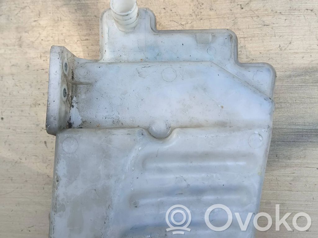 Volkswagen Golf V Langų skysčio bakelis 