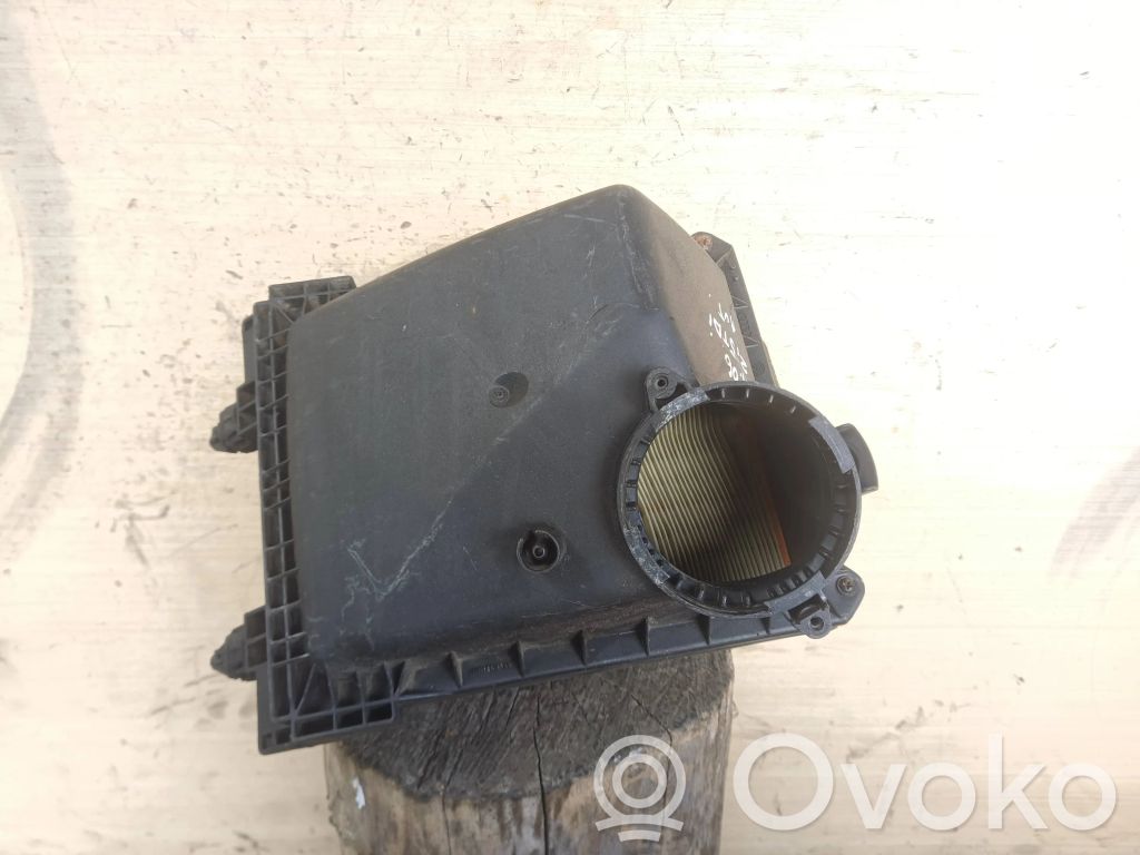 Audi A4 S4 B7 8E 8H Air filter box 