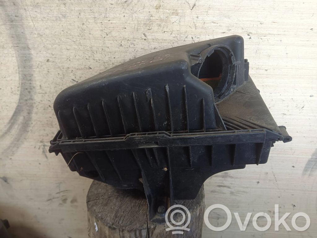 Volvo V70 Oro filtro dėžė 