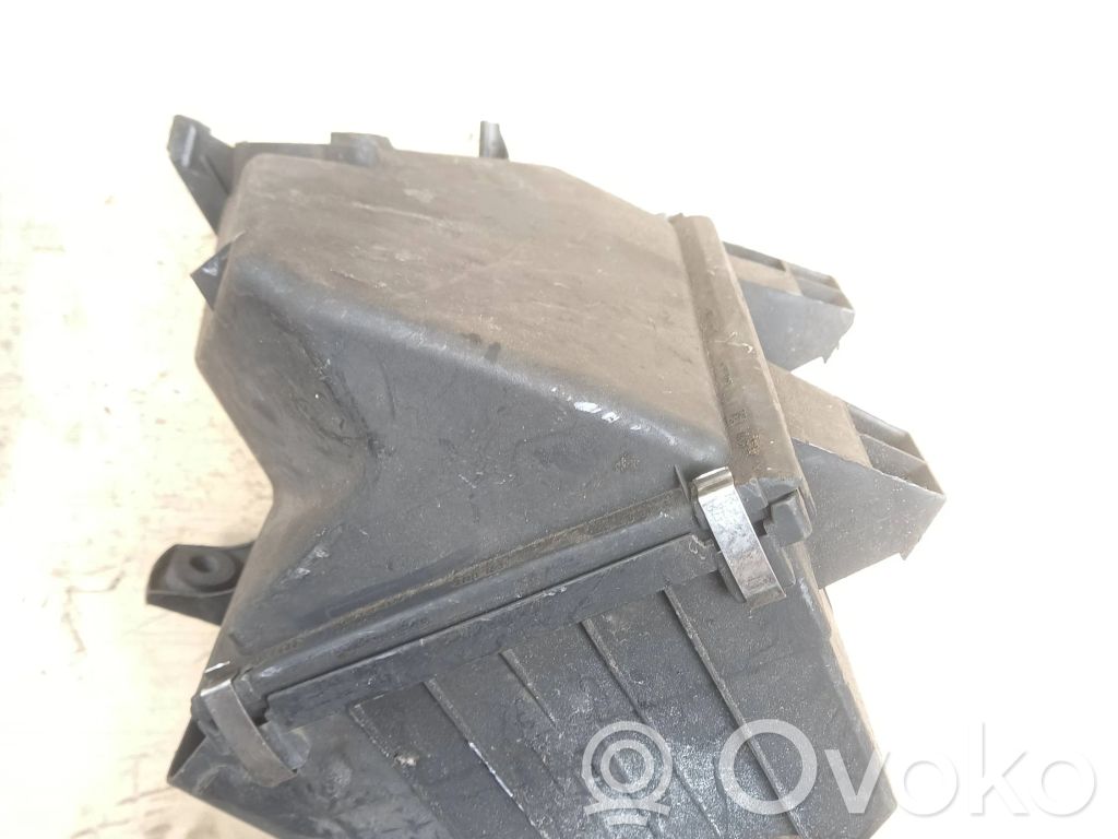 Audi A6 Allroad C5 Oro filtro dėžė 