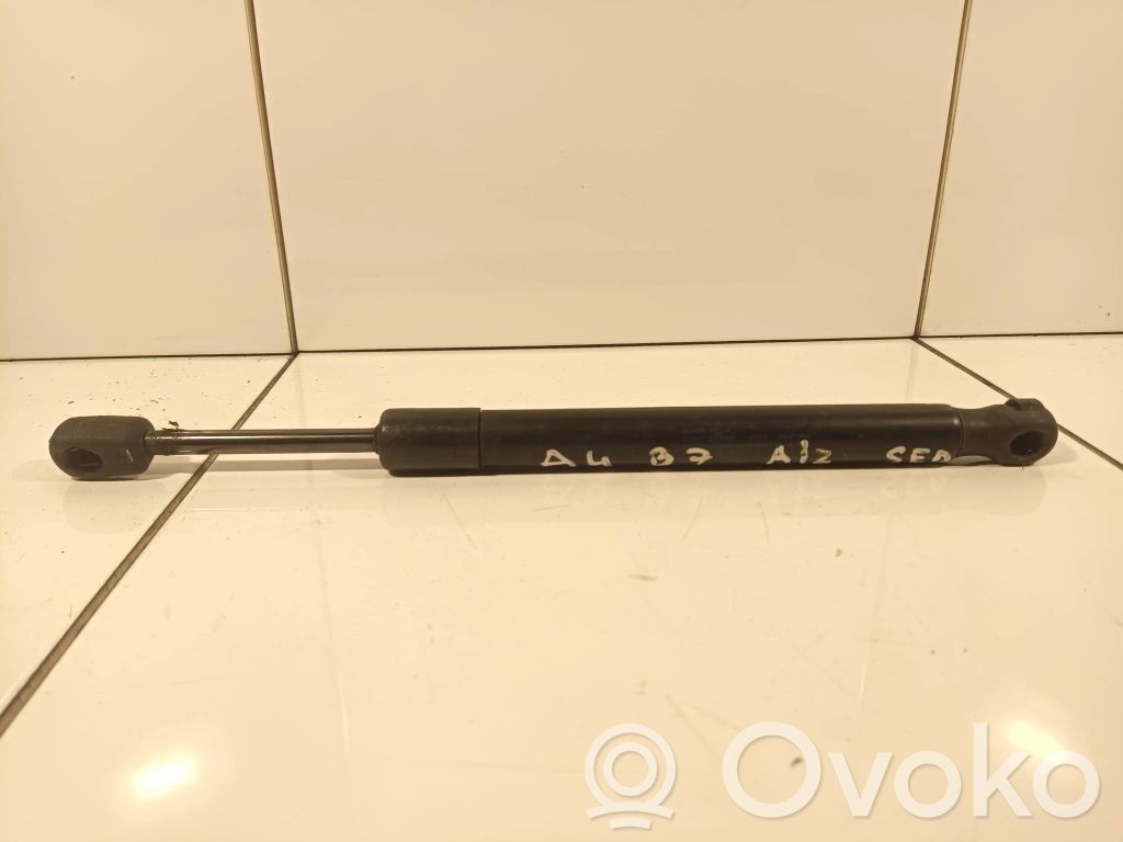 Audi A4 S4 B7 8E 8H Tailgate/trunk strut/damper 