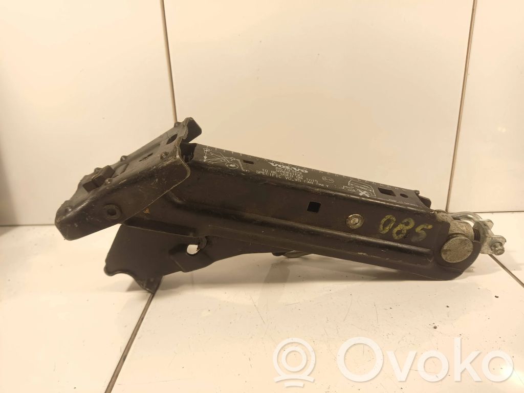 Volvo V70 Lift Jack 