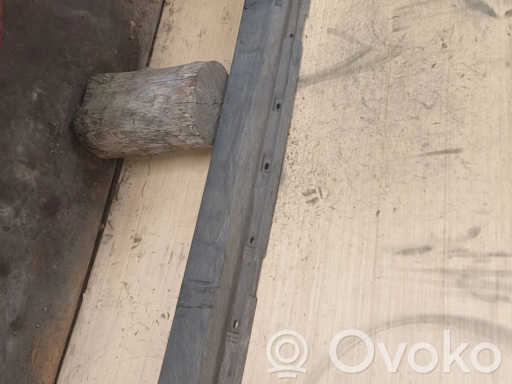 Volvo XC90 Sill 
