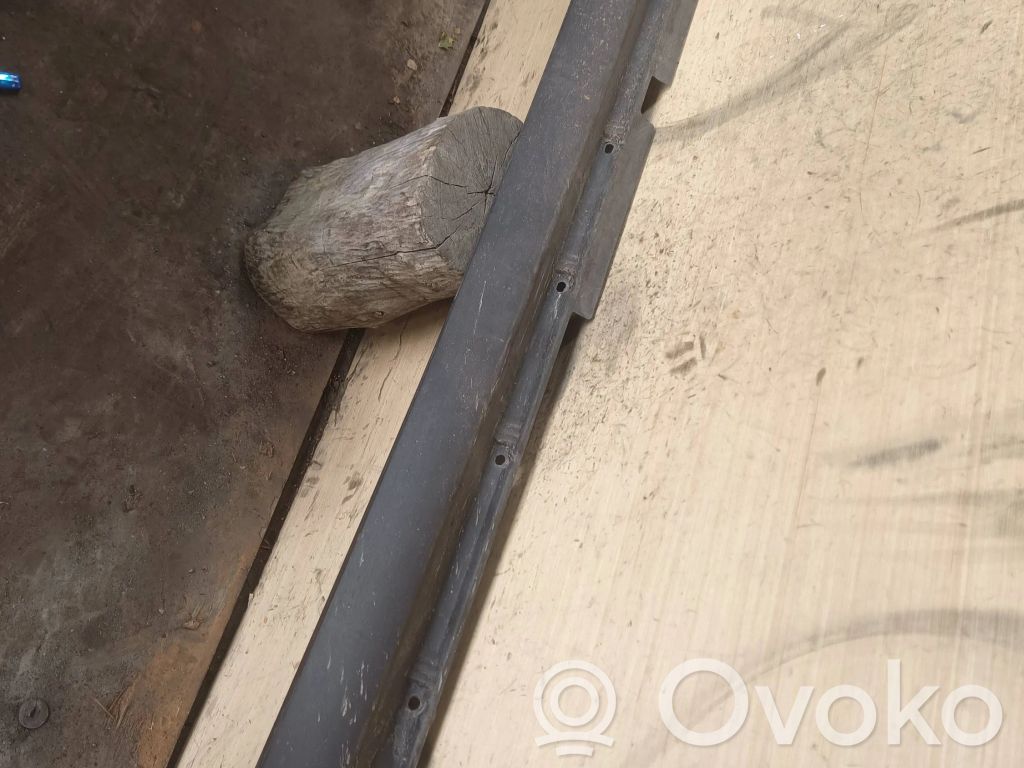 Volvo XC70 Sill 