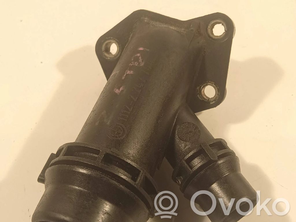 BMW 5 E39 Manguera/tubo del líquido refrigerante 