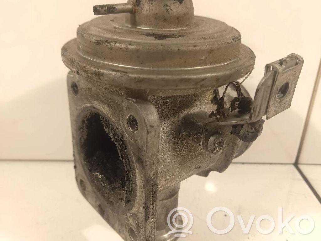 BMW 3 E90 E91 EGR vožtuvas 