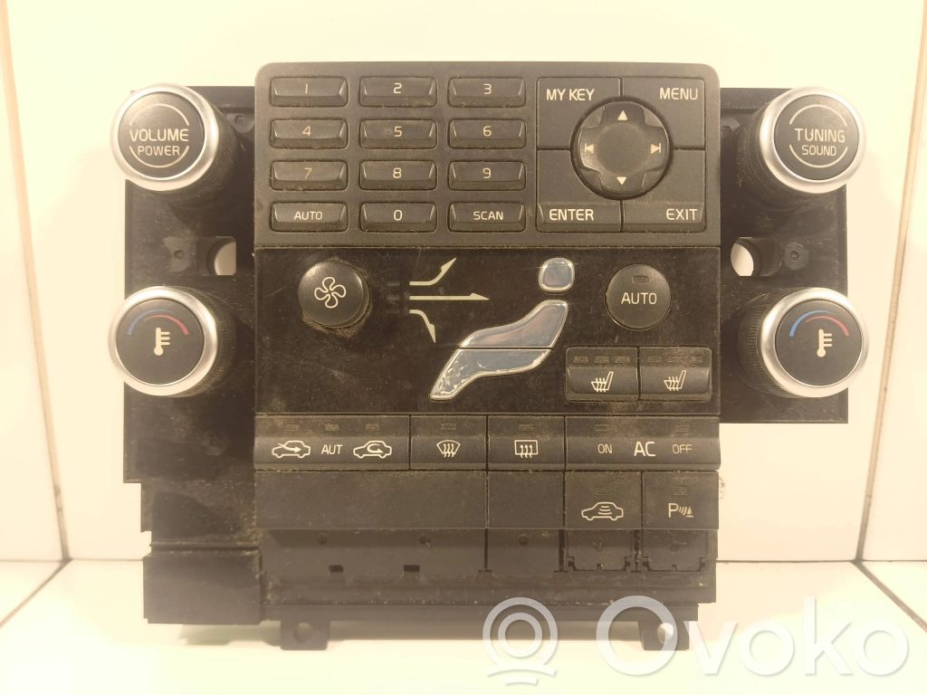 Volvo V70 Climate control unit 