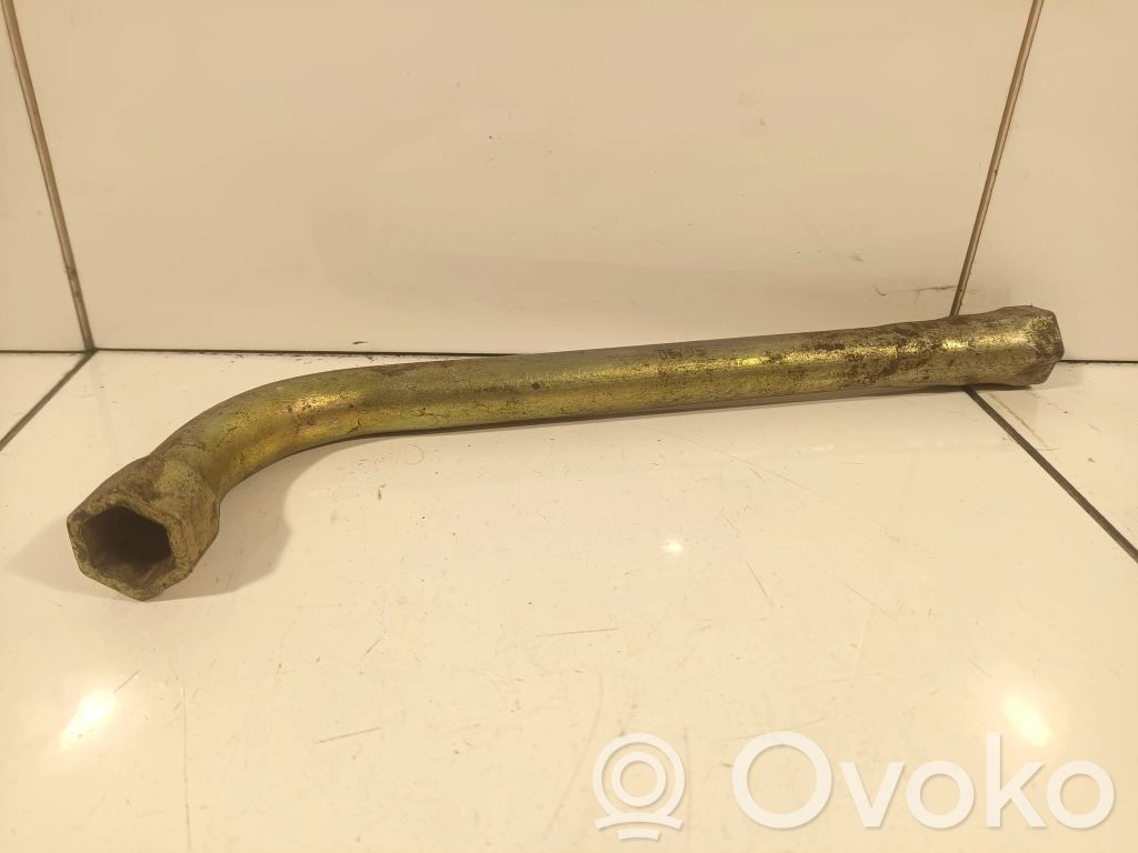 Volkswagen Touran I Rengasavain 