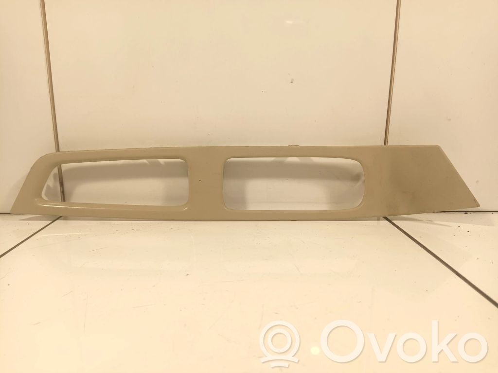 Volvo XC60 Kita priekinių durų apdailos detalė 