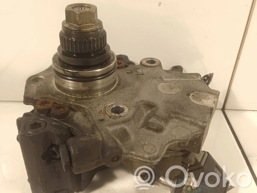 Mercedes-Benz C W204 Fuel injection high pressure pump 
