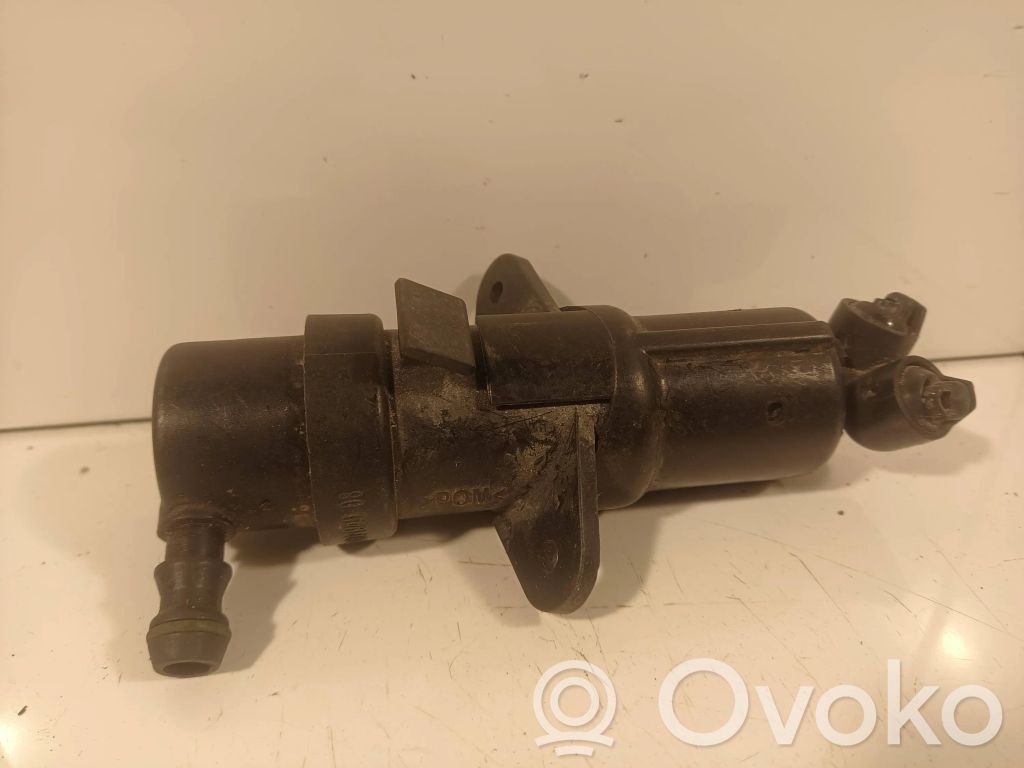 BMW 7 E65 E66 Headlight washer spray nozzle 