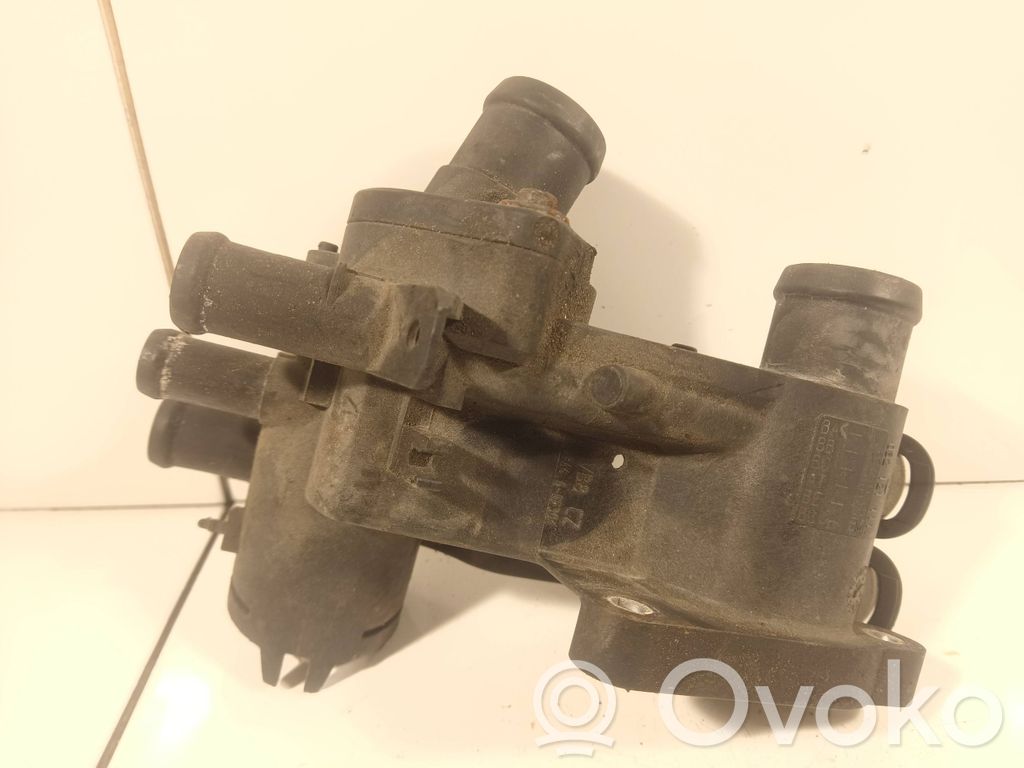 Volkswagen Golf IV Termostat / Obudowa termostatu 
