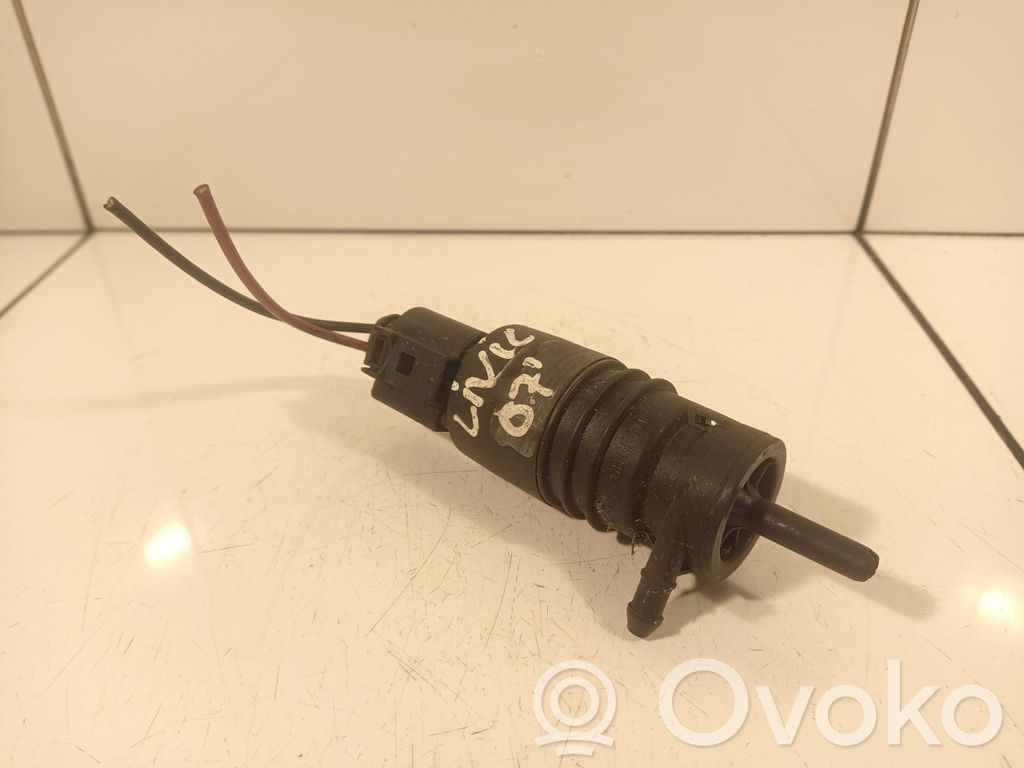 Honda Civic Windscreen/windshield washer pump 