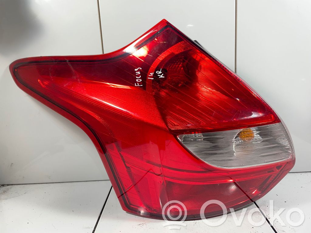 Rear/tail lights   BM5113405A,BM5113405B