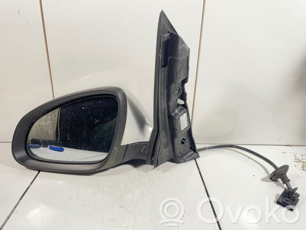 Elektryczne lusterko boczne drzwi przednich   13308361,13302741,5835078361
