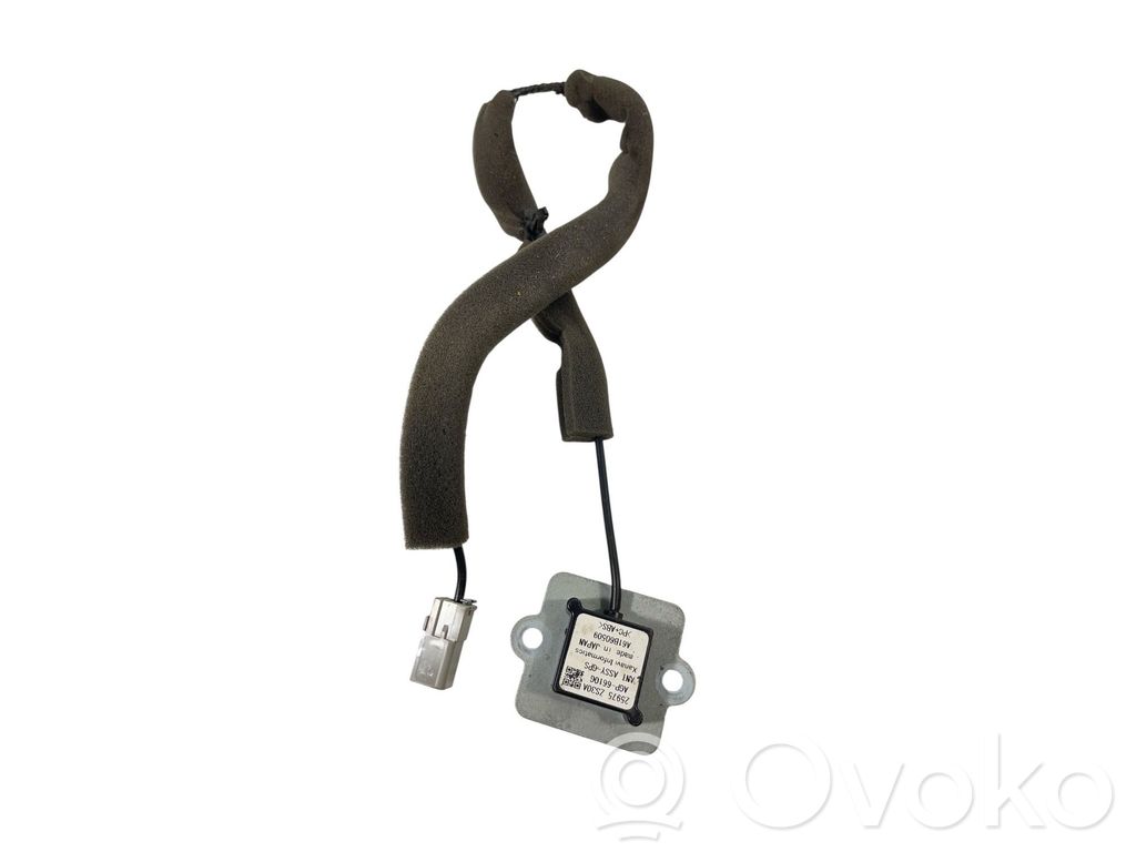 Nissan Navara D40 Antena (GPS antena) 