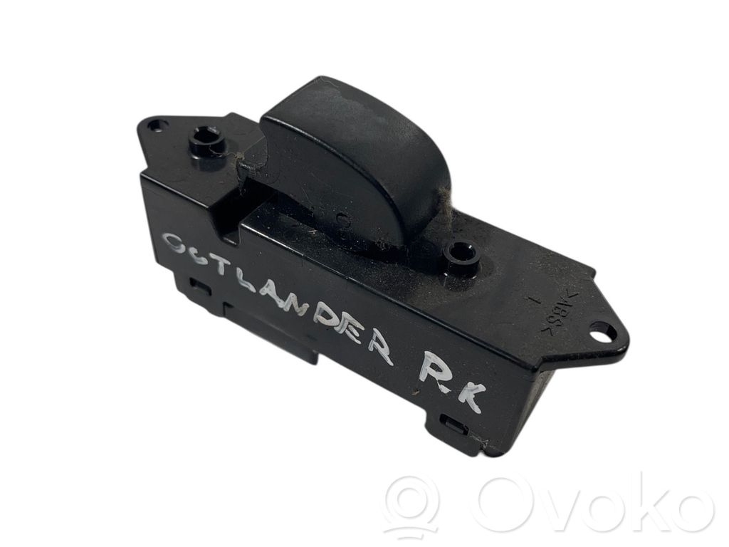Mitsubishi Outlander Electric window control switch 