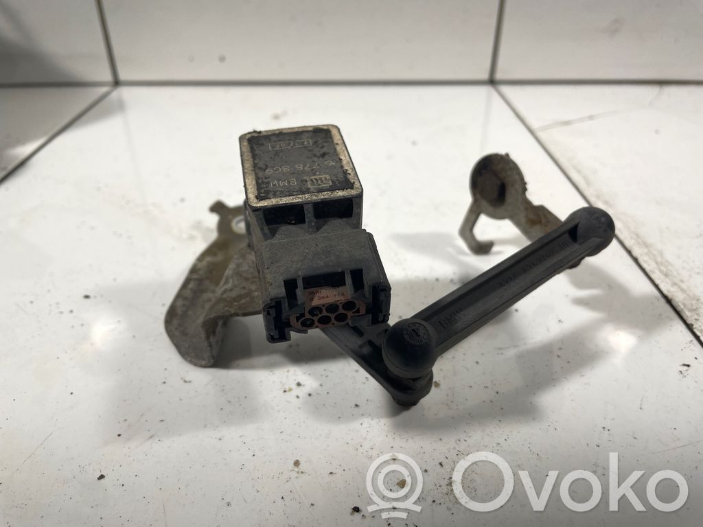 Headlight/headlamp level sensor   6778809,71207