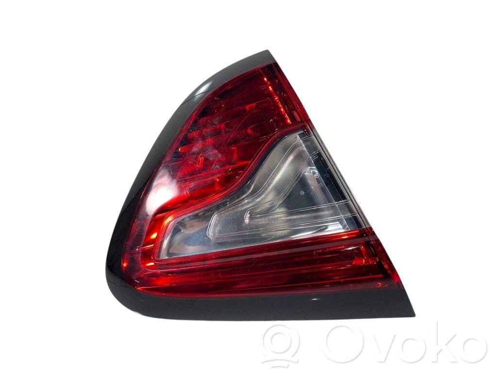 Renault Captur Rear/tail lights 