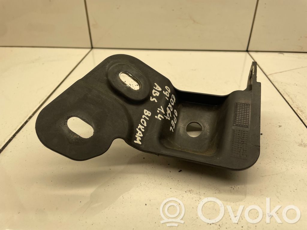 Opel Corsa D Soporte para la bomba de ABS 