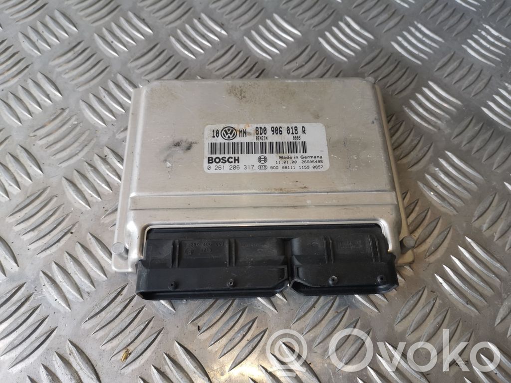 Engine control unit/module   0261206317,8D0906018R