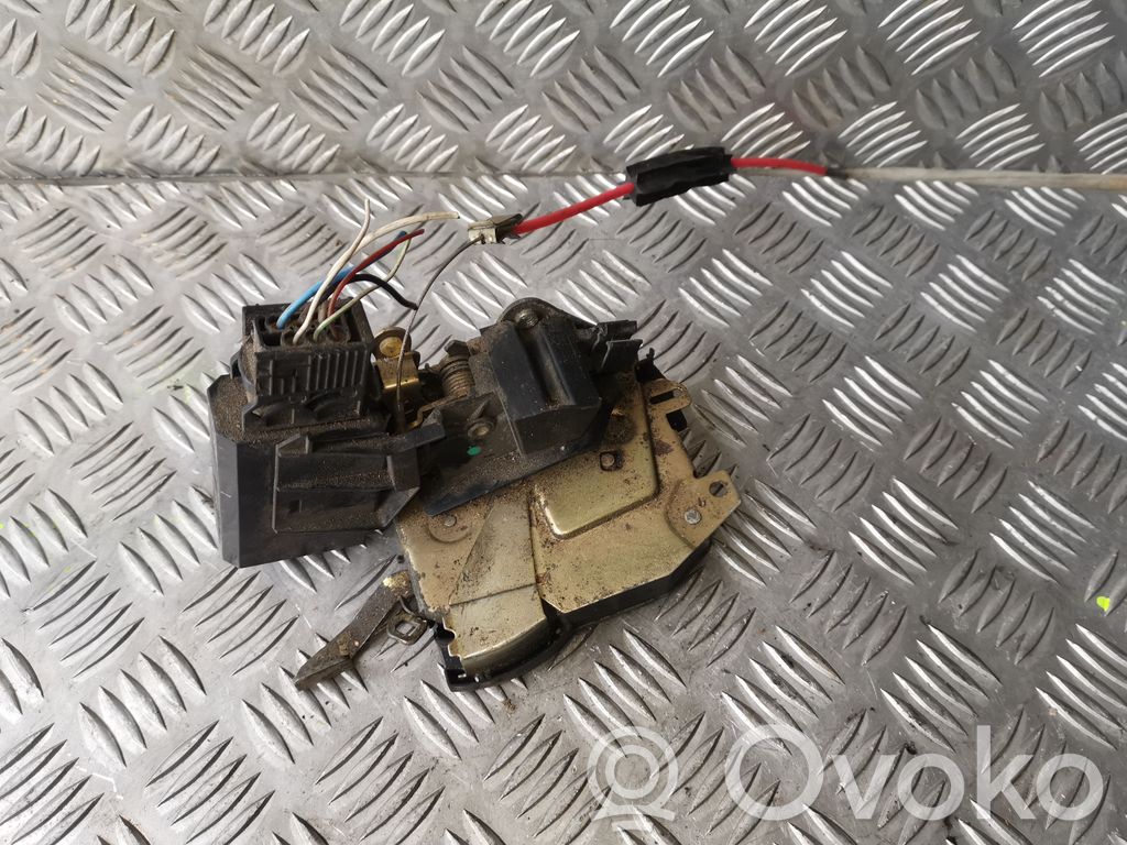 BMW 5 E34 Front door lock 