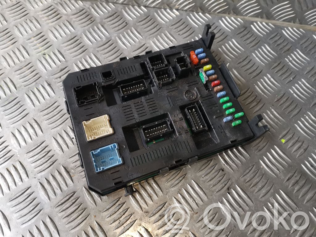 Peugeot 407 Module confort 