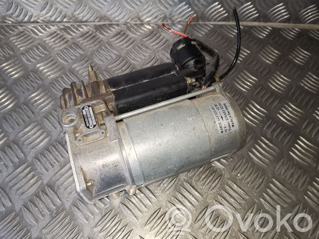 BMW X5 E53 Air suspension compressor/pump 