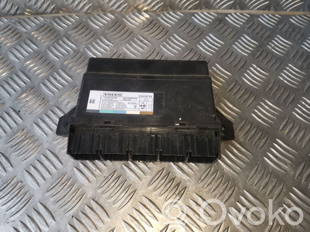 Mukavuusmoduuli   31419719,A2C39259200